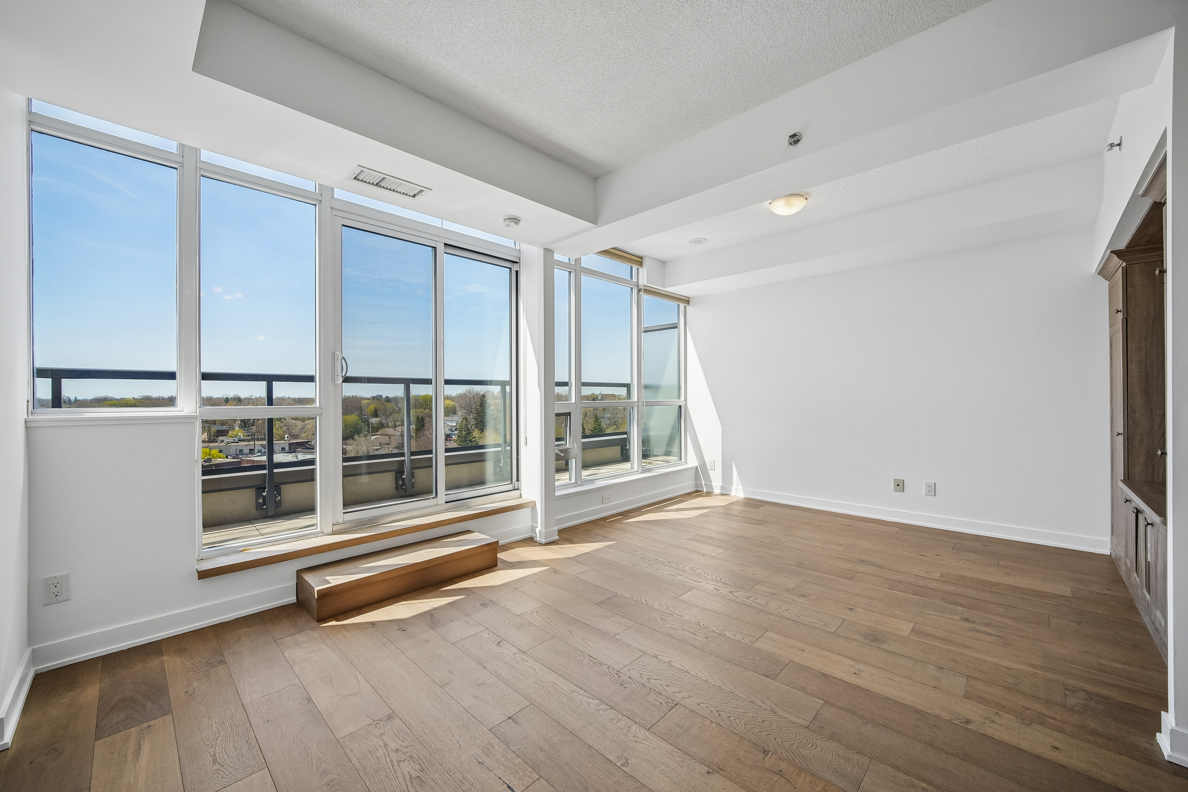 Custom oak entertainment built-in