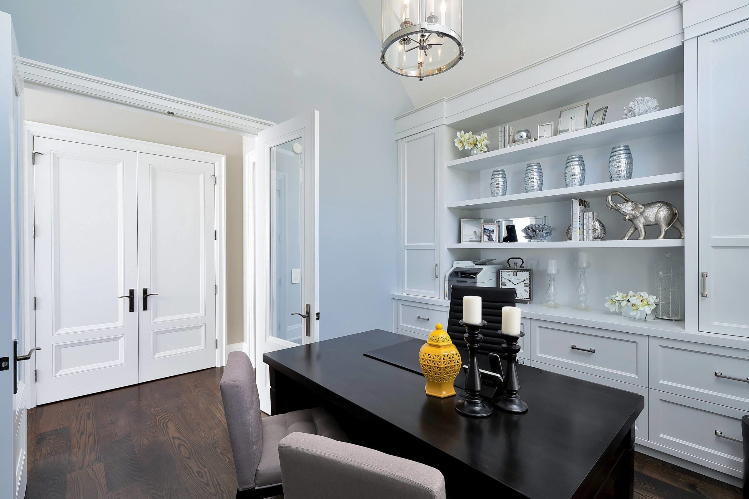 Formal dining room