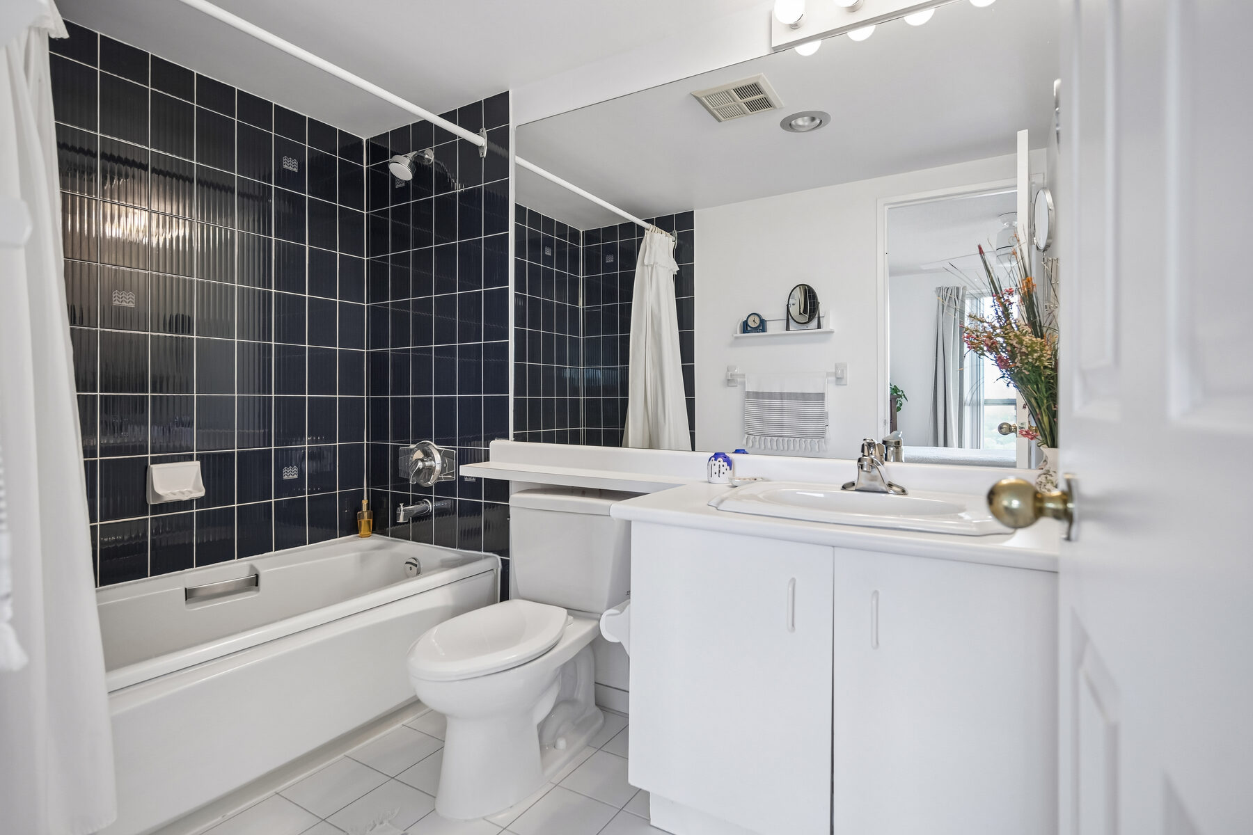 Ensuite bathroom