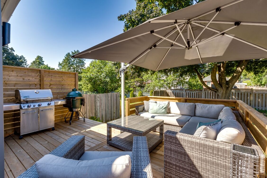 Covered deck and outdoor lounge