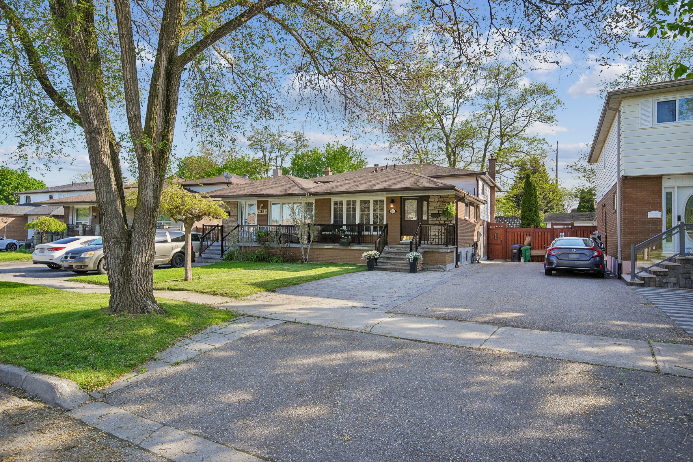 Front exterior daytime