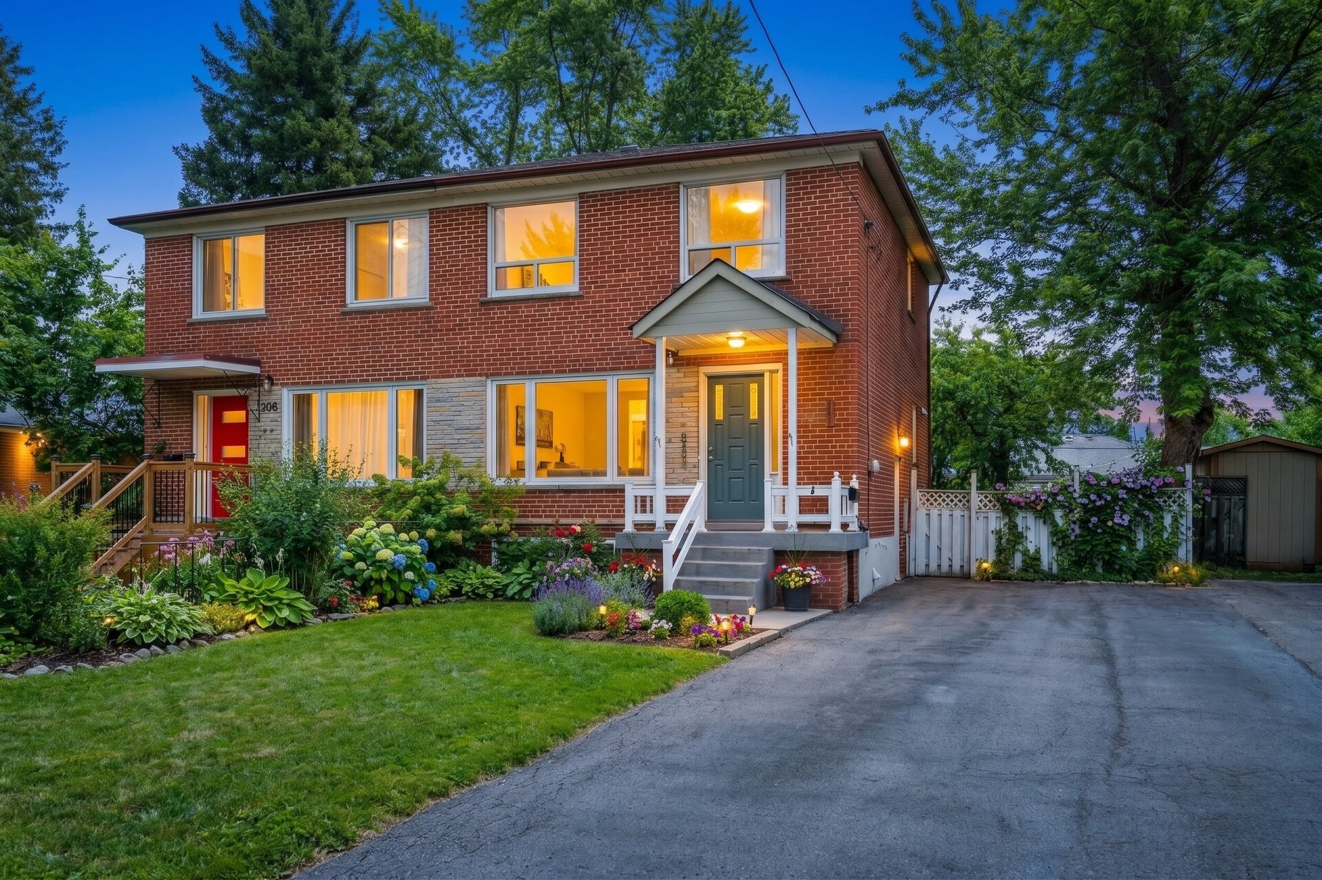 256 Zelda Crescent — Crosby, Richmond Hill