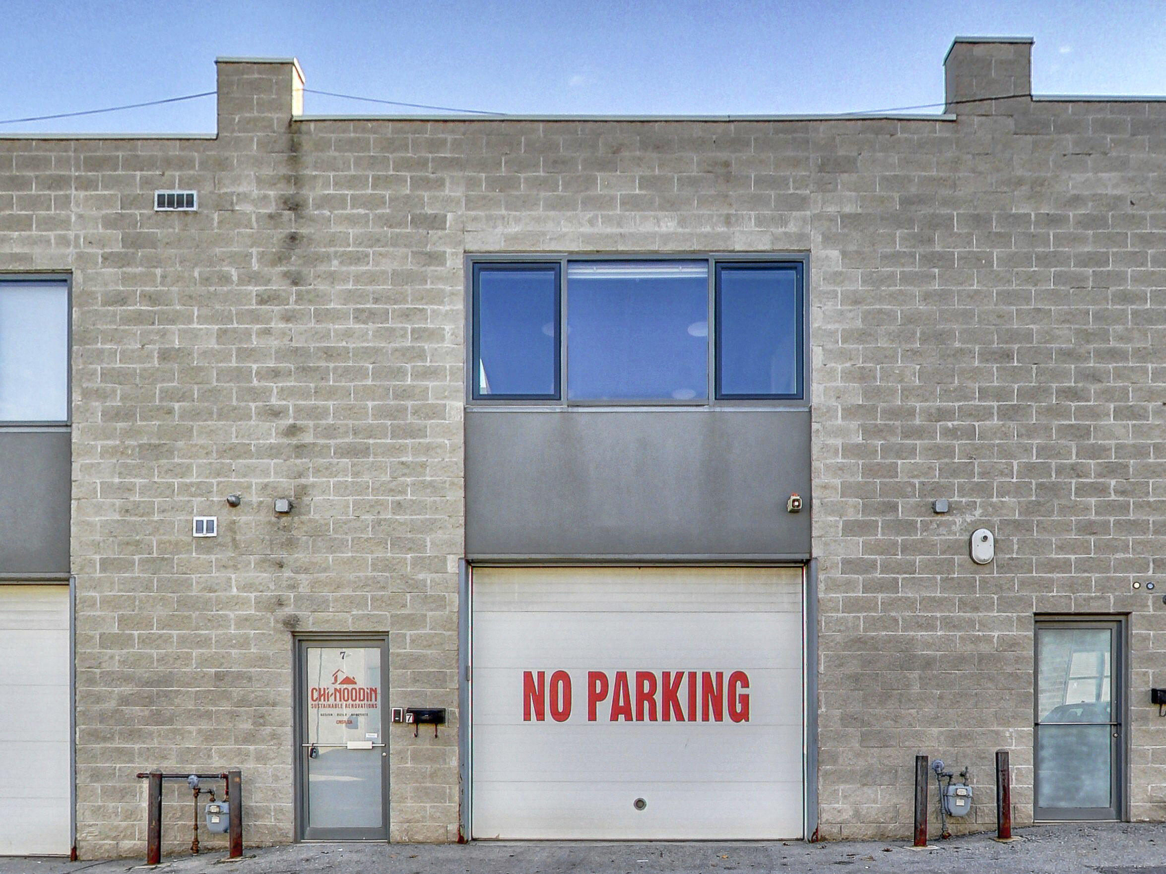 Live/work loft exterior at 300 New Toronto Street