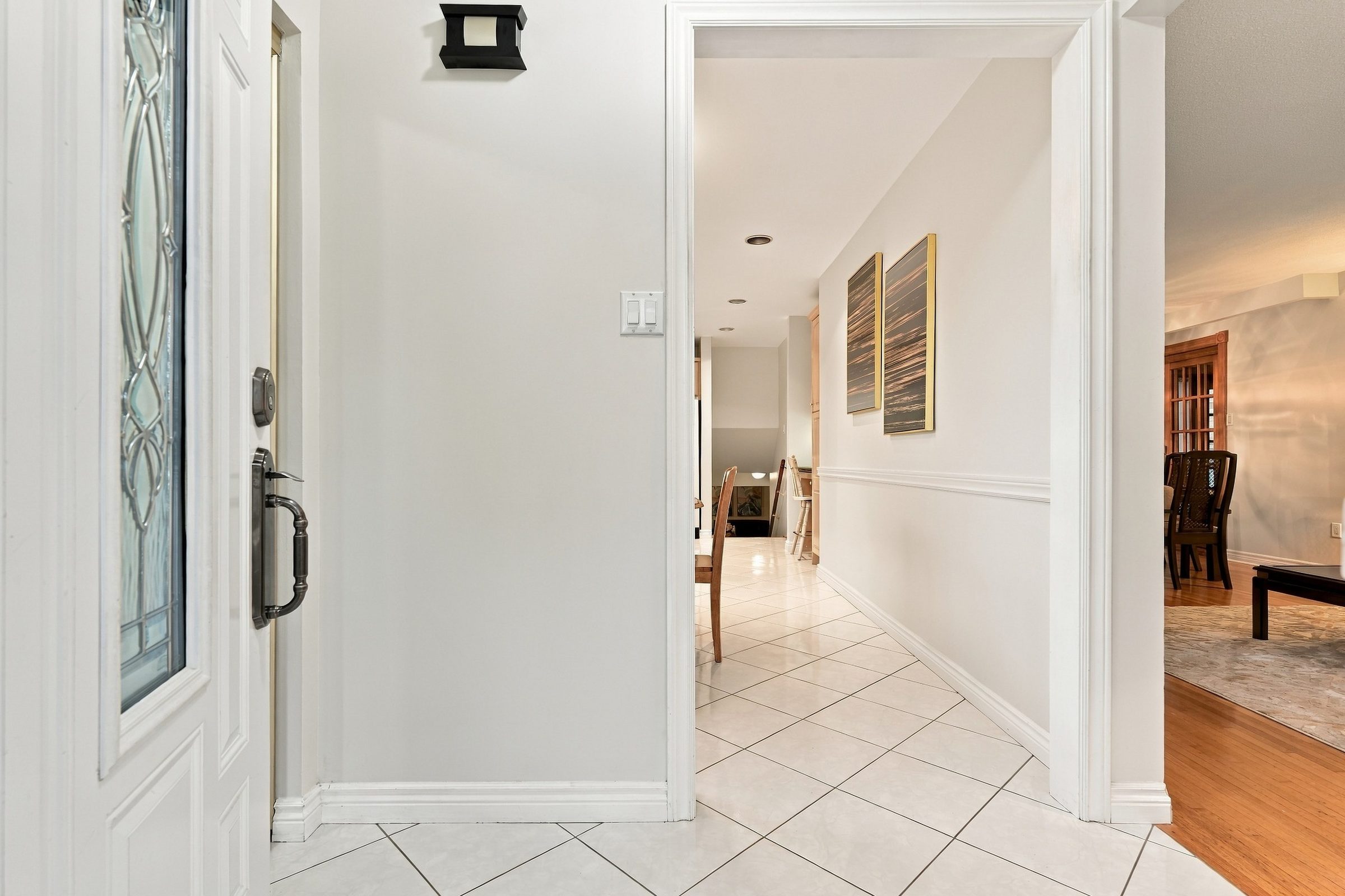 Foyer at 476 Michelle Row, Mississauga