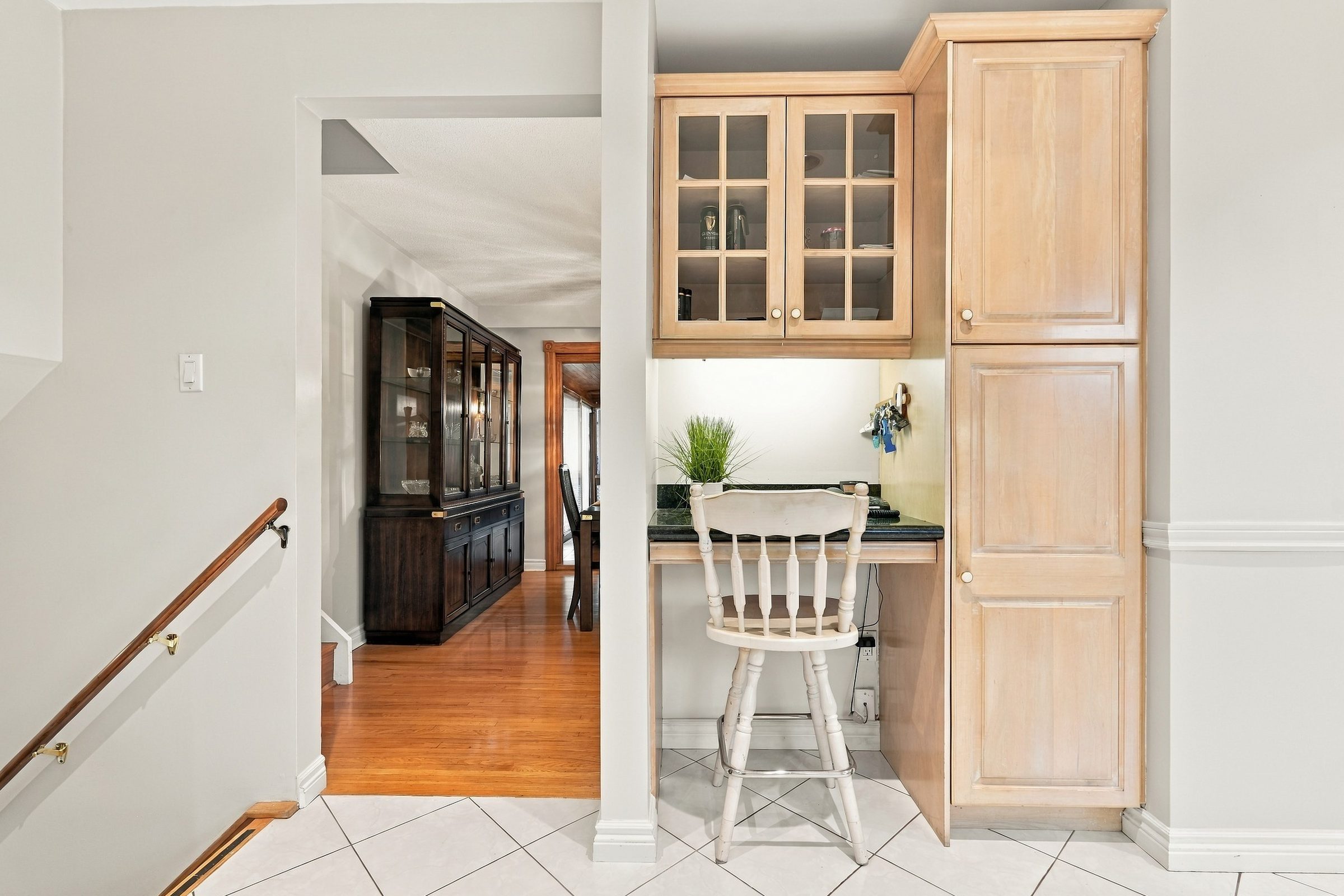 Built-in office nook in the kitchen at 476 Michelle Row, Mississauga