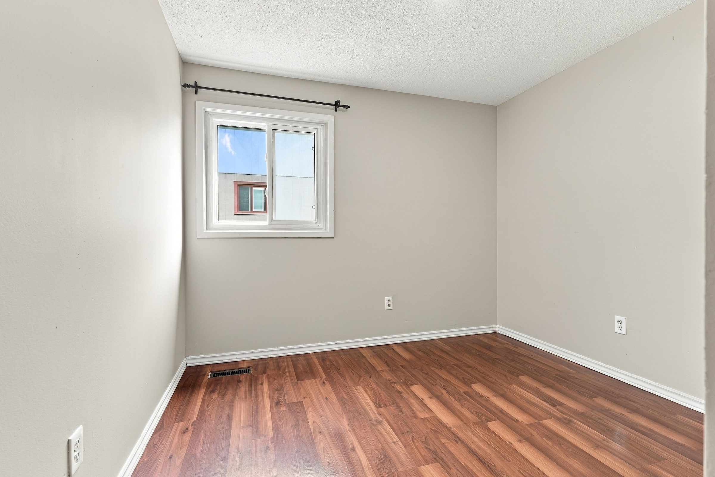 Bedroom at 7179 Delmonte Crescent, Mississauga