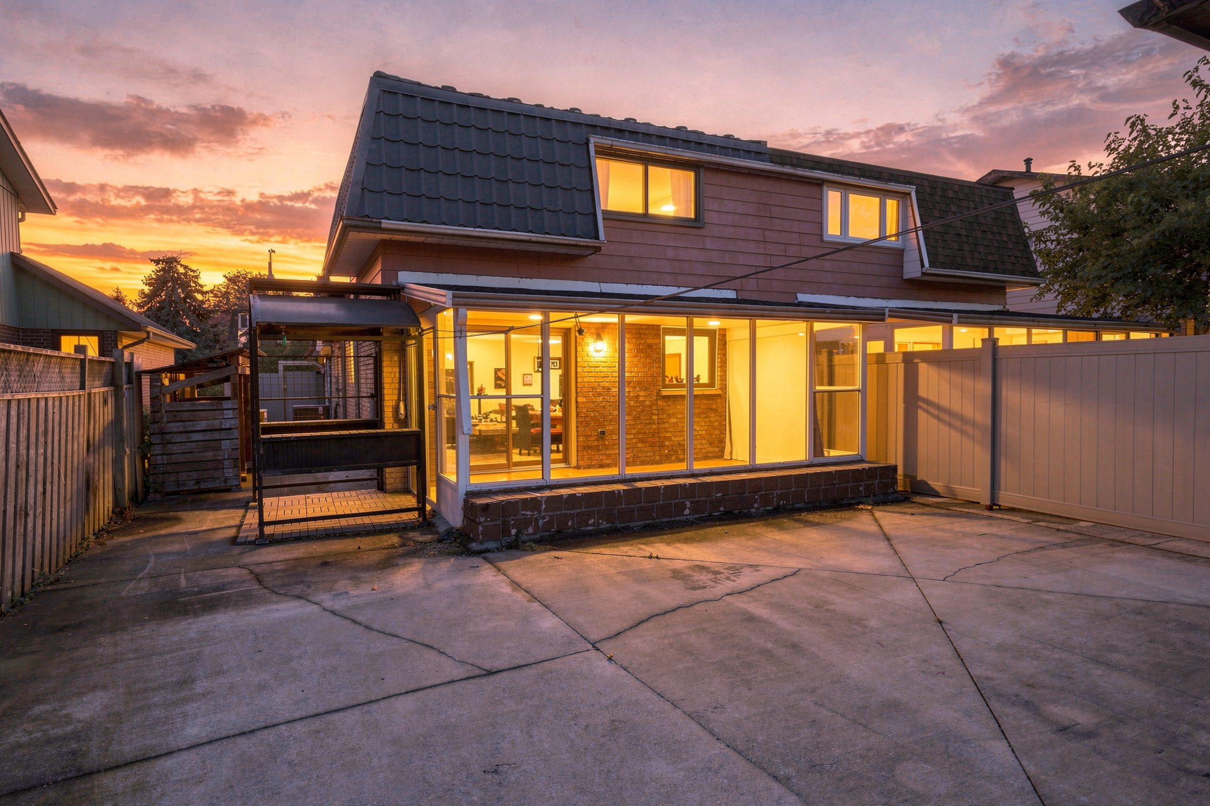 Rear of 7179 Delmonte Crescent, Mississauga at twilight