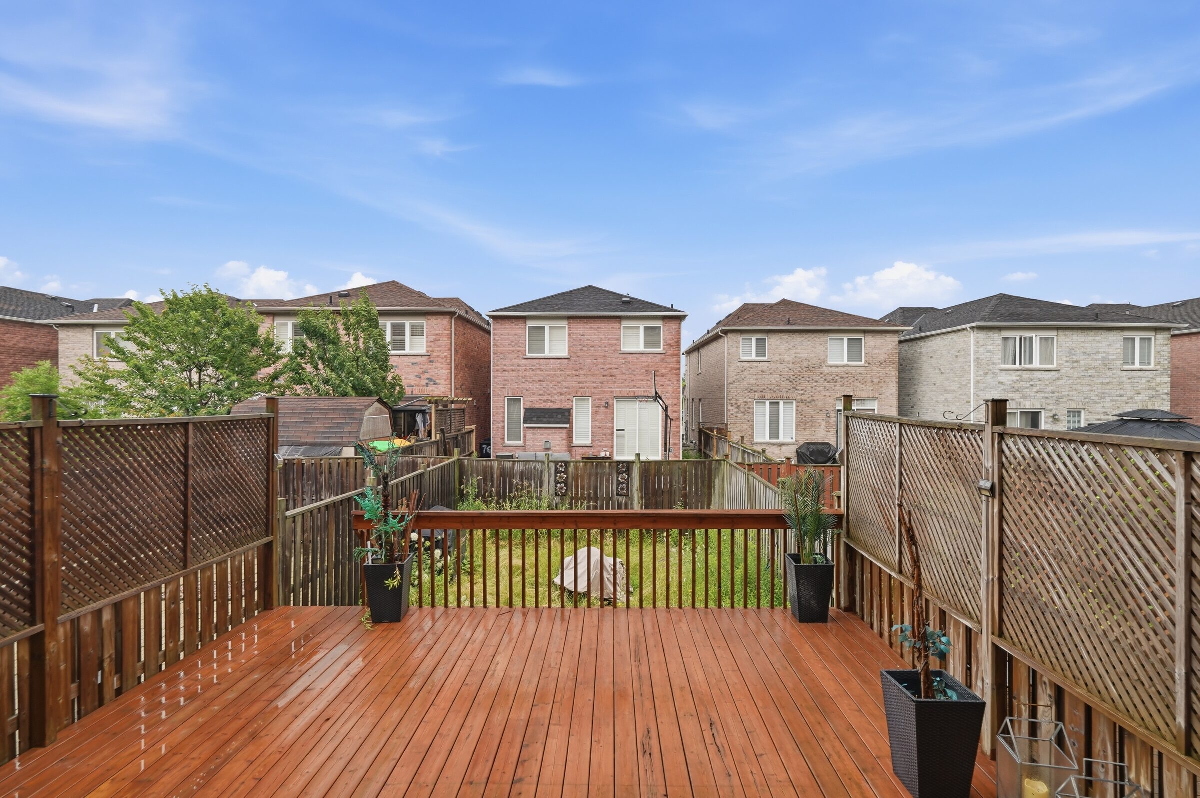 Expansive rear deck and backyard